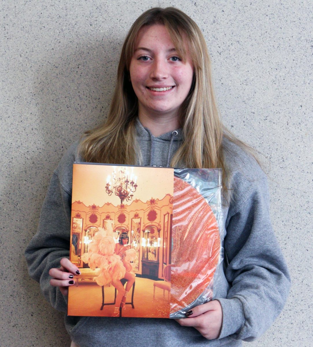 Senior staffer Anna Fox reviews Taylor Swift’s album “The Life of a 
Showgirl.” The album was released Oct. 3.  Ryland Most ‘26
